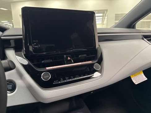 New 2026 Toyota Corolla SE image 32