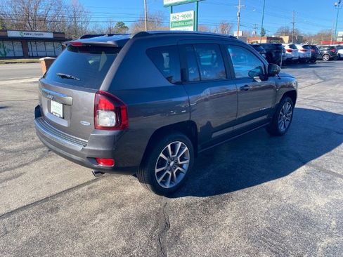 Used 2017 Jeep Compass High Altitude image 5
