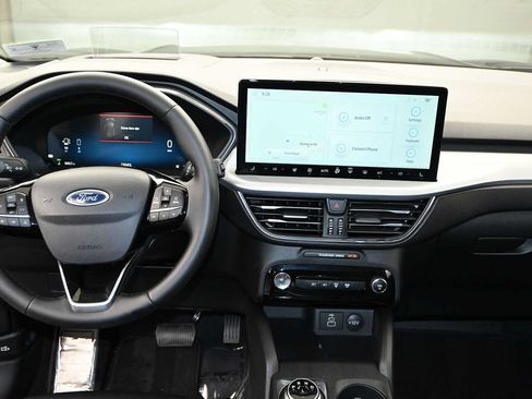 Certified 2026 Ford Escape SE w/ PHEV Premium Package FWD image 17