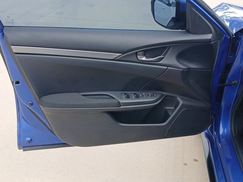 Used 2017 Honda Civic Sport image 23