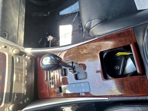 Used 2013 Nissan Quest SL image 3