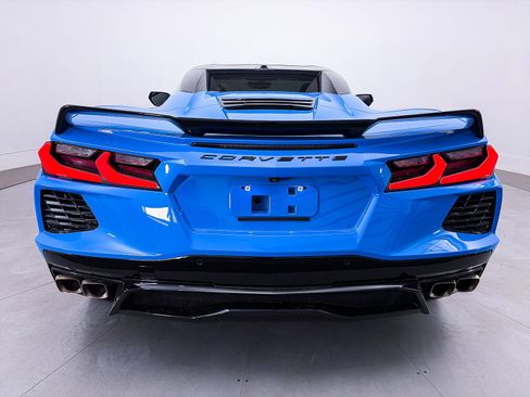 Used 2022 Chevrolet Corvette Stingray Premium Conv w/ Z51 Performance Package RWD image 17