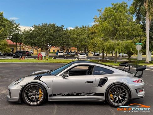 Used 2019 Porsche 911 GT3 RS w/ Weissach Package RWD image 40