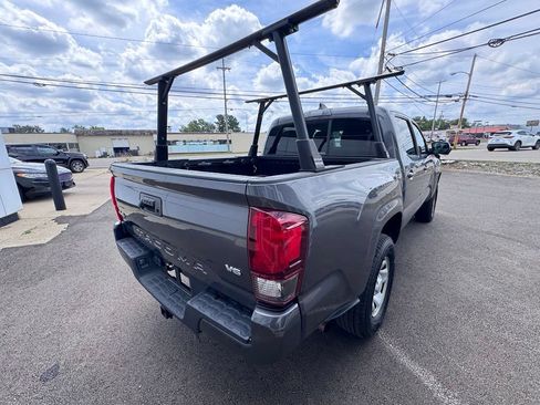 Used 2021 Toyota Tacoma SR AWD/4WD image 6