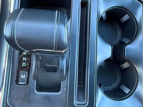 Certified 2022 Ford F150 XLT w/ Equipment Group 302A High image 31