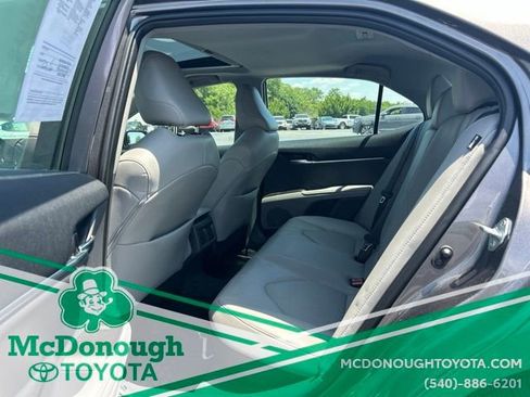 Certified 2022 Toyota Camry XLE w/ Cold Weather Package FWD image 7