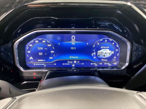 Used 2022 Chevrolet Silverado 1500 RST w/ Z71 Off-Road Package AWD/4WD image 24