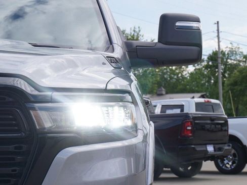 Used 2025 RAM 1500 Big Horn AWD/4WD image 10