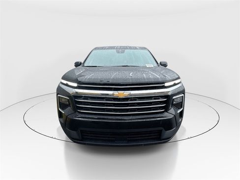 New 2026 Chevrolet Traverse LT image 3