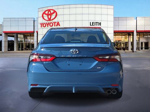 Used 2023 Toyota Camry SE image 5