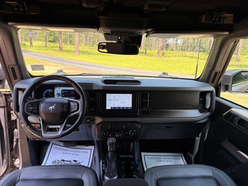 Used 2023 Ford Bronco Black Diamond AWD/4WD image 14