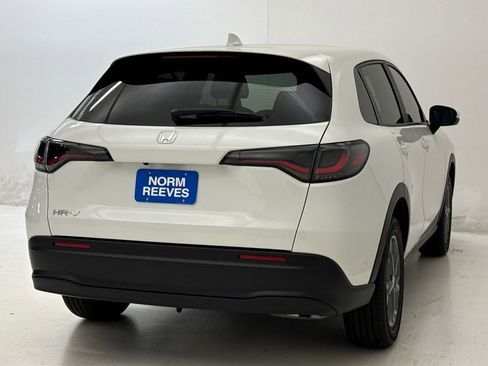 New 2026 Honda HR-V LX image 9