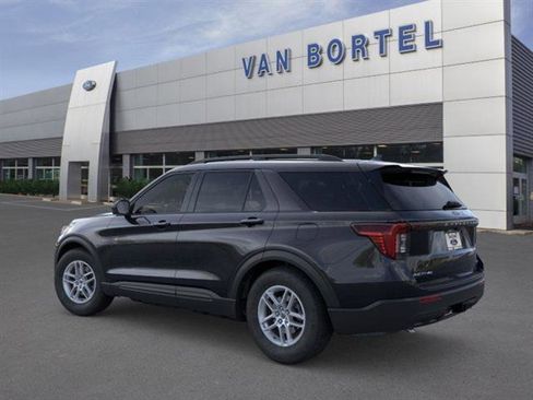 New 2026 Ford Explorer Active image 4