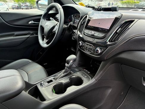 Used 2023 Chevrolet Equinox Premier AWD/4WD image 56