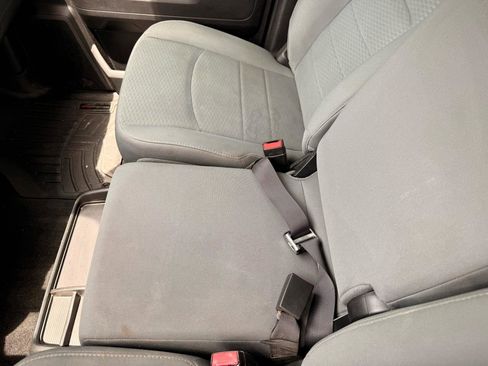 Used 2017 RAM 1500 Express RWD image 17