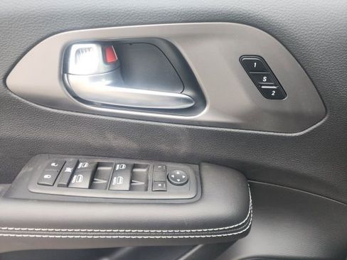New 2026 Chrysler Pacifica Select image 17
