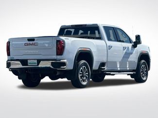 Used 2024 GMC Sierra 3500 SLT w/ SLT Convenience Package AWD/4WD video 3