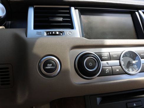 Used 2013 Land Rover Range Rover Sport HSE LUX w/ Luxury Interior Pkg AWD/4WD image 25