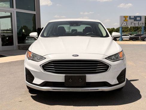 Used 2020 Ford Fusion SE FWD image 4