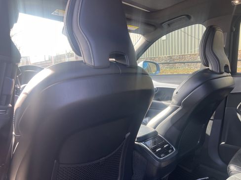 Used 2019 Volvo XC90 T5 R-Design w/ Advanced Package image 12