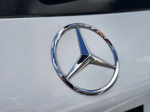 Used 2020 Mercedes-Benz GLC 300 4MATIC image 37