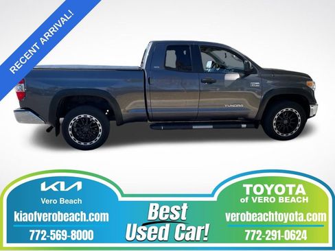 Used 2017 Toyota Tundra SR5 image 1