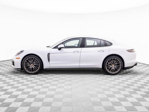 Used 2023 Porsche Panamera Platinum Edition RWD image 5