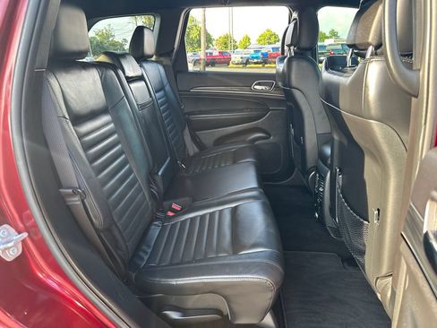 Used 2020 Jeep Grand Cherokee Limited RWD image 16