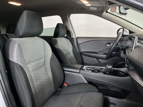 Certified 2023 Nissan Rogue SV image 23