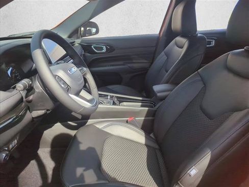 New 2026 Jeep Compass Latitude AWD/4WD image 4