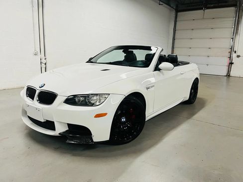 Used 2010 BMW M3 Convertible RWD image 1