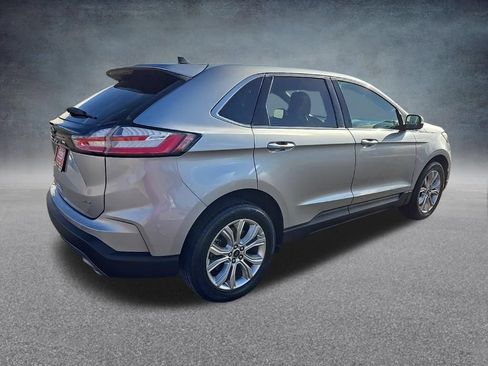 Used 2024 Ford Edge Titanium AWD/4WD image 3