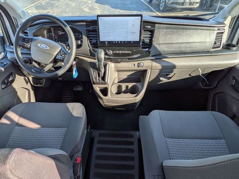 Used 2023 Ford Transit 350 XLT image 17