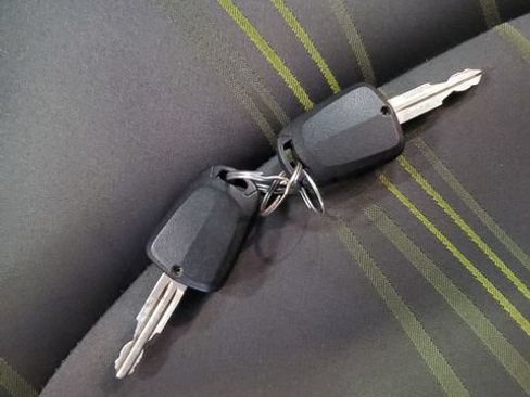 Used 2013 Chevrolet Spark LS FWD image 30
