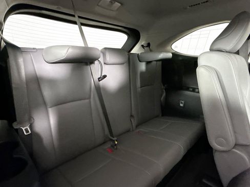 Used 2021 Toyota Highlander Limited FWD image 41
