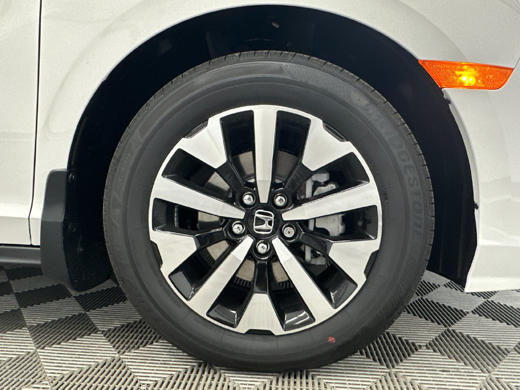 New 2026 Honda Odyssey EX-L image 15