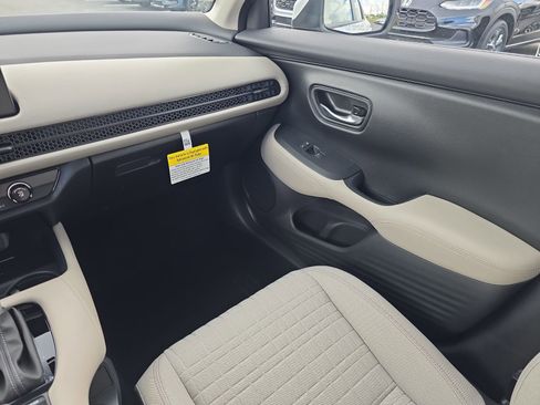 New 2026 Honda HR-V LX image 16