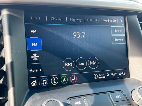 Used 2023 GMC Acadia Denali w/ Denali Technology Package image 15