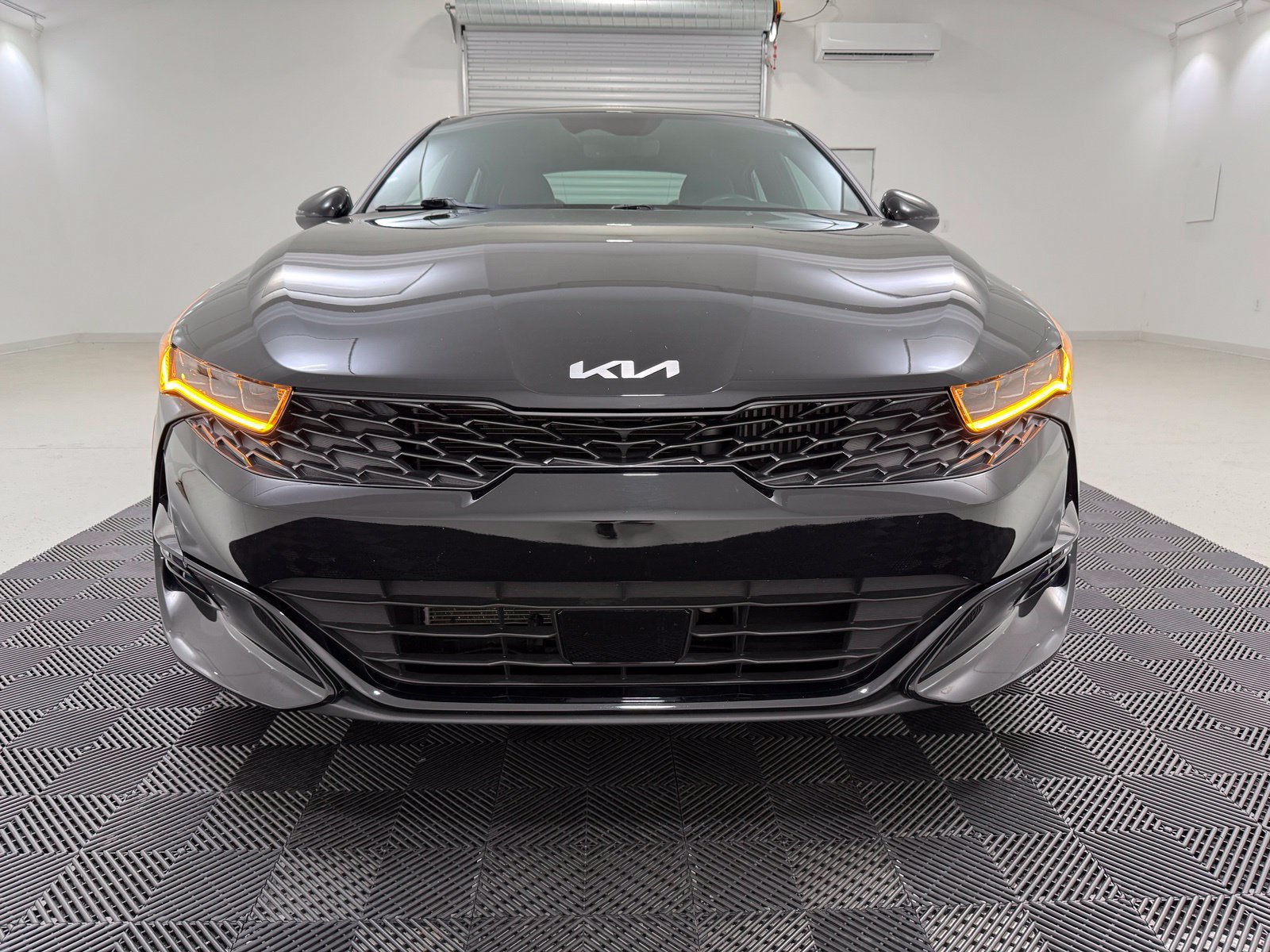 Used 2023 Kia K5 GT-Line w/ GT-Line Premium Package AWD/4WD image 2