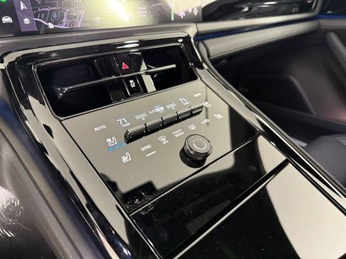 New 2025 Porsche Panamera image 31