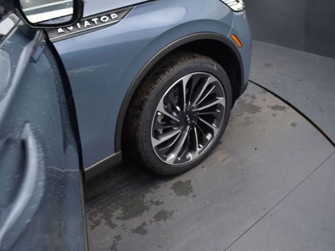 New 2026 Lincoln Aviator Reserve w/ Luxury Package image 18