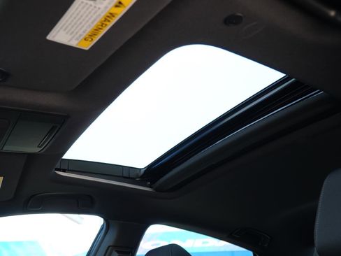 Used 2025 Honda Accord Sport image 17