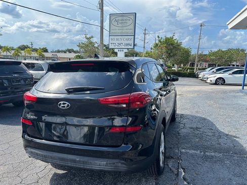 Used 2021 Hyundai Tucson SE FWD image 5
