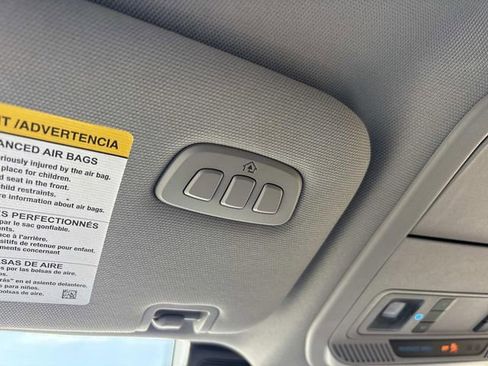 Certified 2023 Ford Explorer Limited AWD/4WD image 35