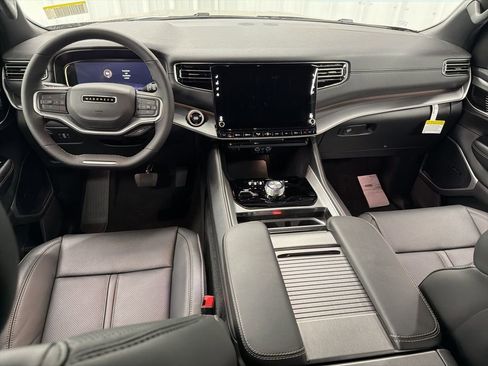 New 2025 Jeep Wagoneer 4WD image 14