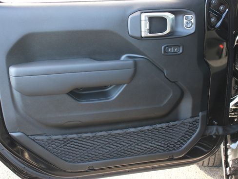 New 2026 Jeep Gladiator Sport AWD/4WD image 6