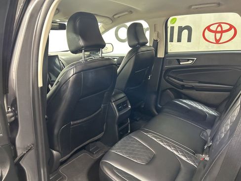 Used 2024 Ford Edge Titanium image 17