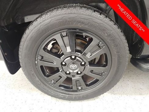 Used 2018 Toyota Sequoia TRD Sport AWD/4WD image 7