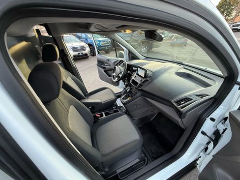 Used 2020 Ford Transit Connect XL image 29