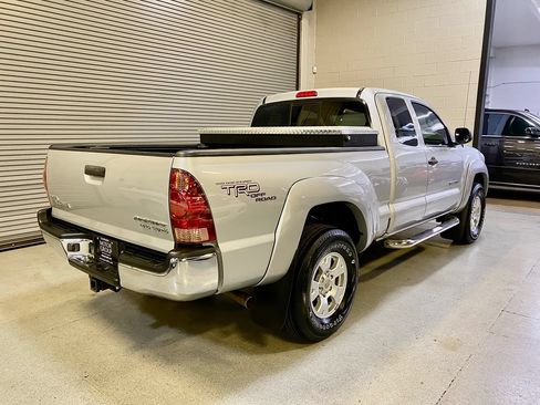 Used 2006 Toyota Tacoma PreRunner RWD image 5